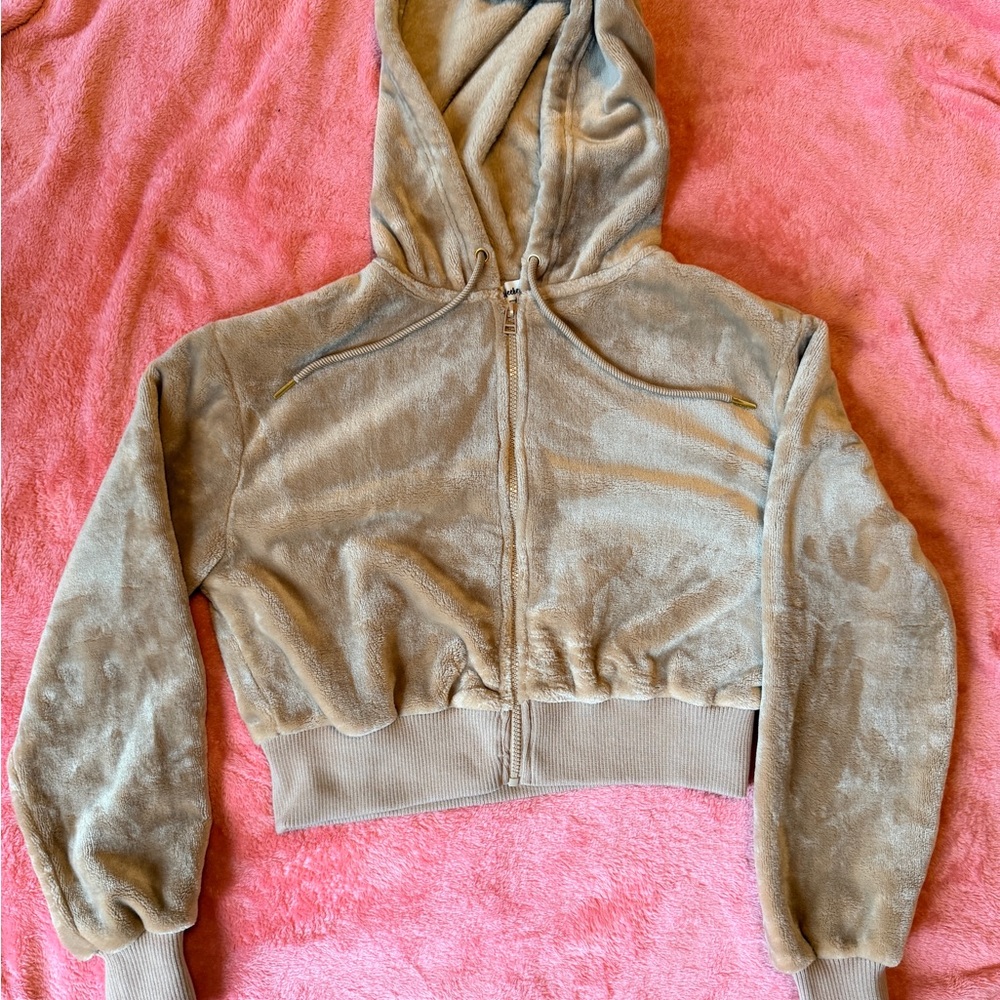 Cropped Cream/Tan Zip Up Hoodie
